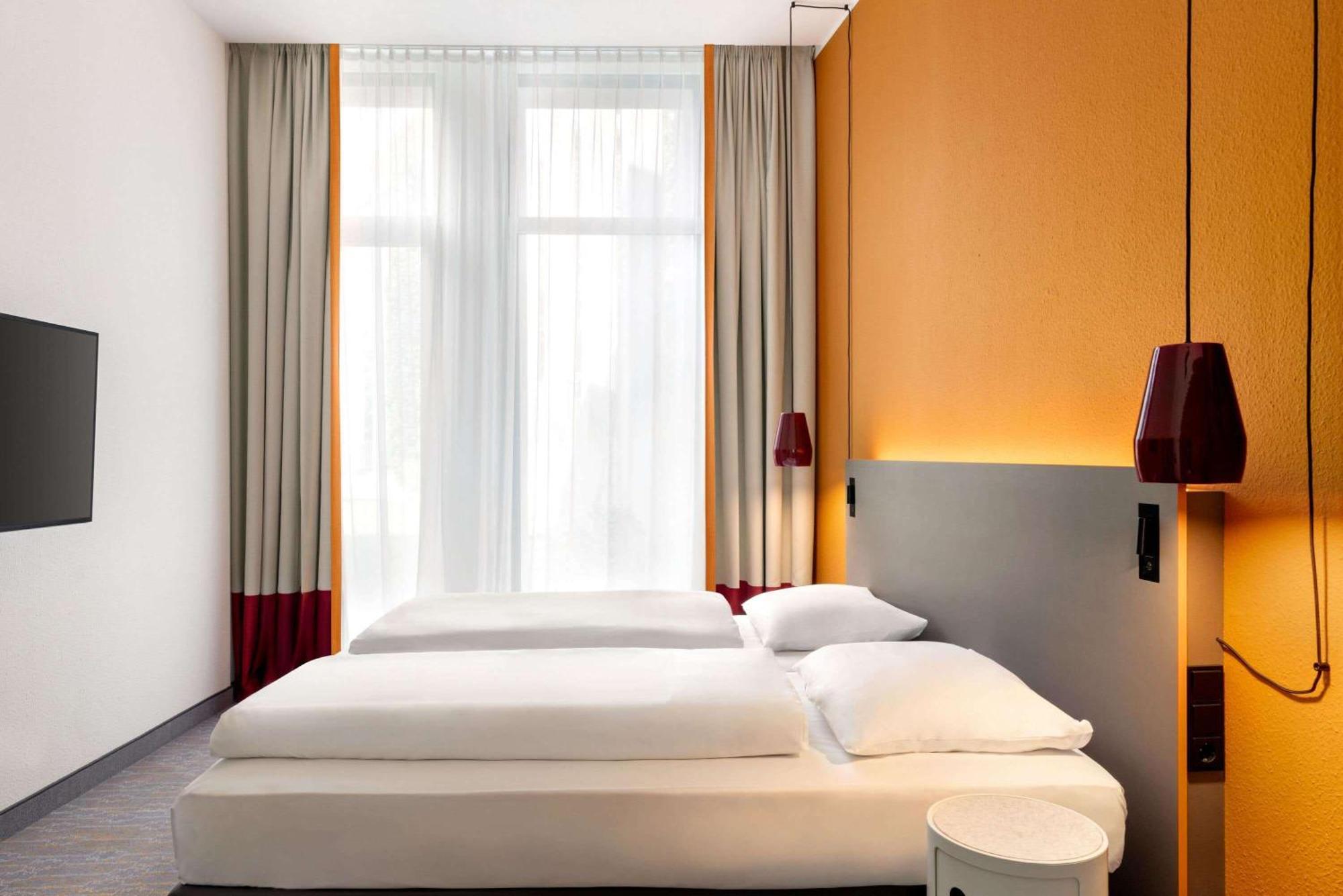 Vienna House Easy By Wyndham Trier Hotel Exterior photo