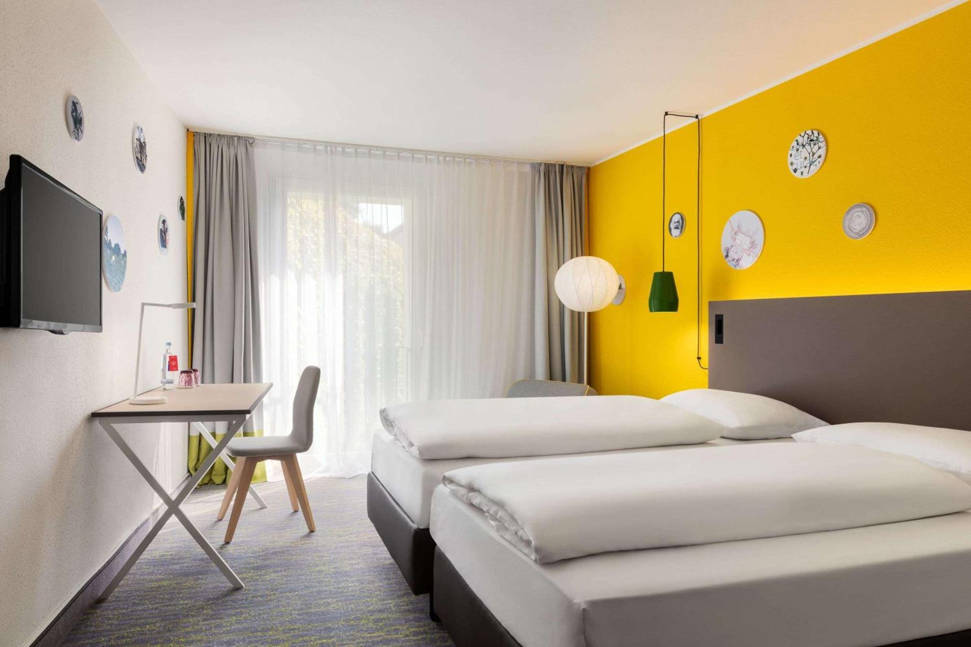 Vienna House Easy By Wyndham Trier Hotel Exterior photo