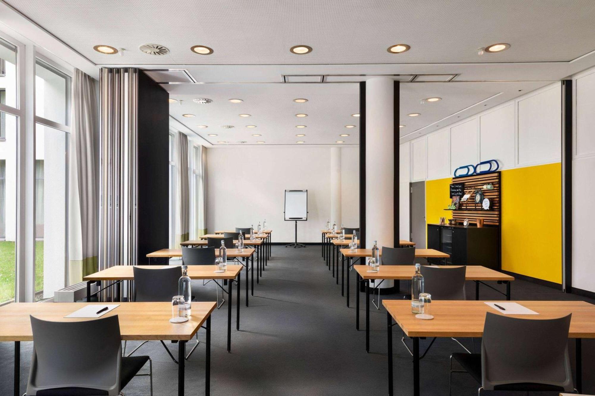 Vienna House Easy By Wyndham Trier Hotel Exterior photo
